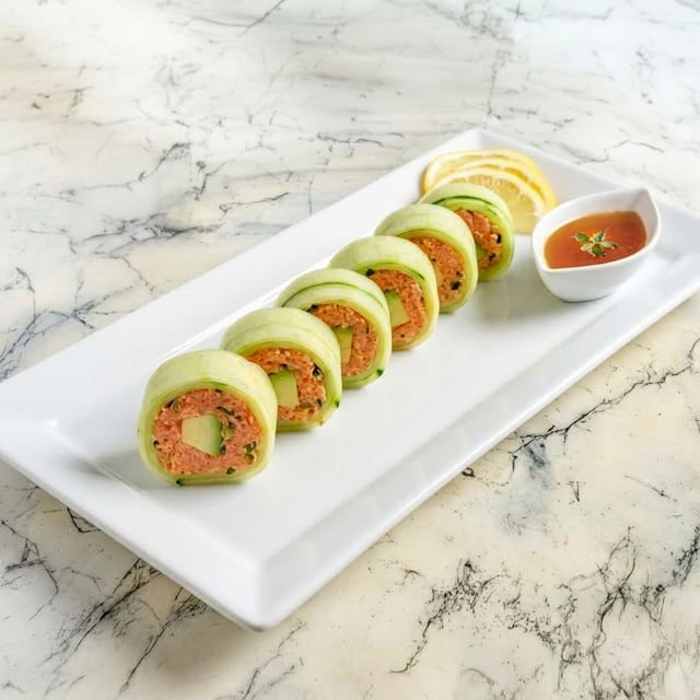 Spicy Tuna avocado naruto.