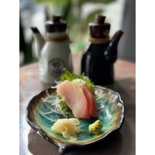 Yellow tail  (Hamachi )   SA