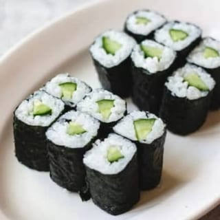 Cucumber roll