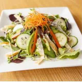Smoked salmon skin salad
