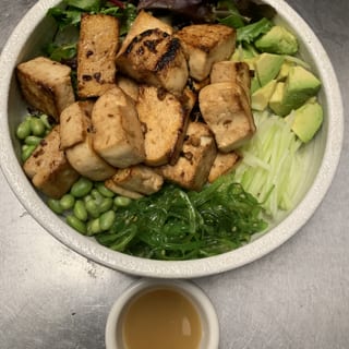 Grilled Tofu Poke Bowl